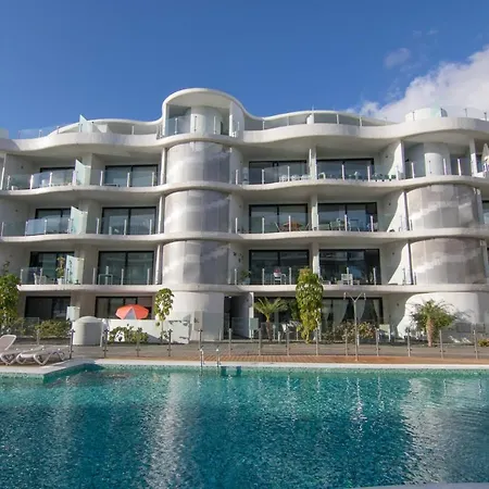 Appartamento Luxury Apartment, Parking, Terrace, Pool.